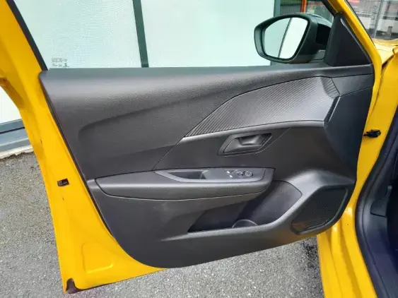 PEUGEOT 208 BUSINESS R II - voiture d'occasion - Photo 17