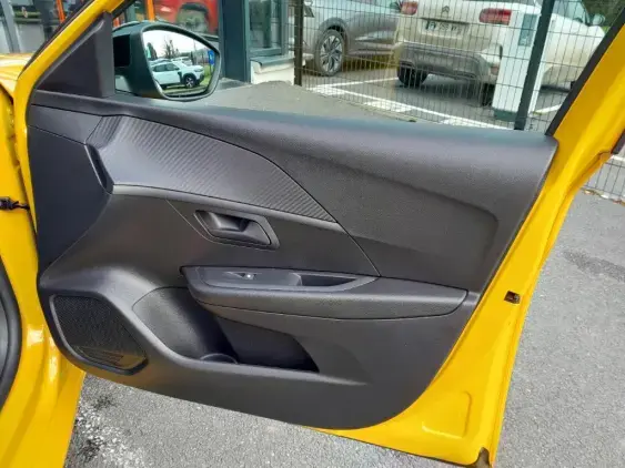 PEUGEOT 208 BUSINESS R II - voiture d'occasion - Photo 18