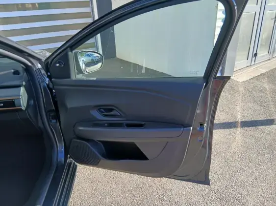 DACIA SANDERO III - voiture d'occasion - Photo 18