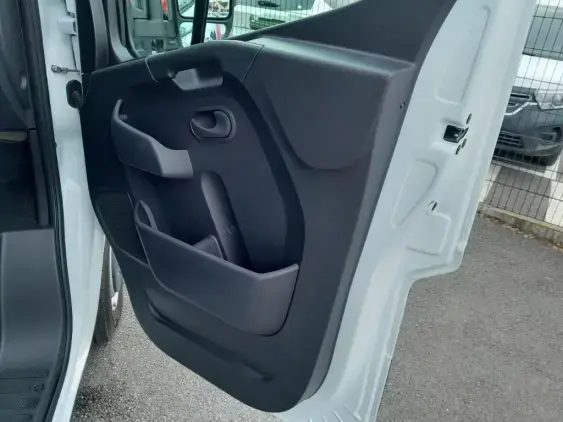 RENAULT MASTER III - voiture d'occasion - Photo 18