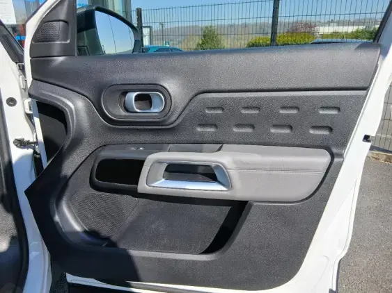 CITROEN C5 II - voiture d'occasion - Photo 18