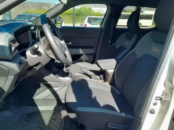 DACIA DUSTER III - voiture d'occasion - Photo 16