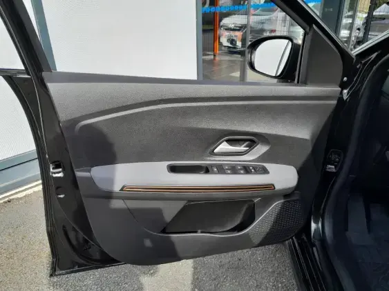 DACIA SANDERO III - voiture d'occasion - Photo 17