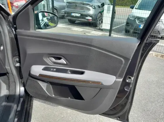 DACIA SANDERO III - voiture d'occasion - Photo 18