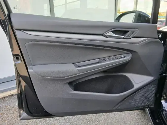 VOLKSWAGEN GOLF VIII - voiture d'occasion - Photo 18