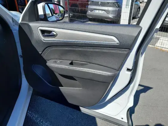 RENAULT ARKANA - voiture d'occasion - Photo 18