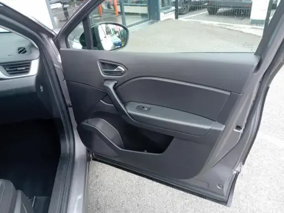 RENAULT CAPTUR II - voiture d'occasion - Photo 19
