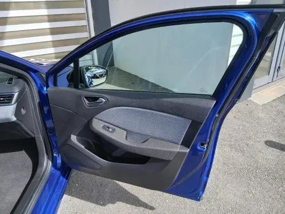 RENAULT CLIO V - voiture d'occasion - Photo 19