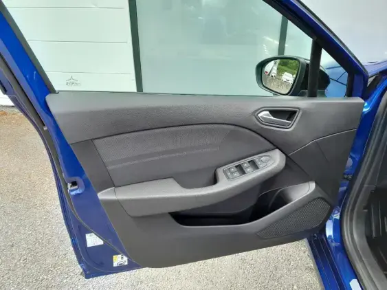 RENAULT CLIO V - voiture d'occasion - Photo 17