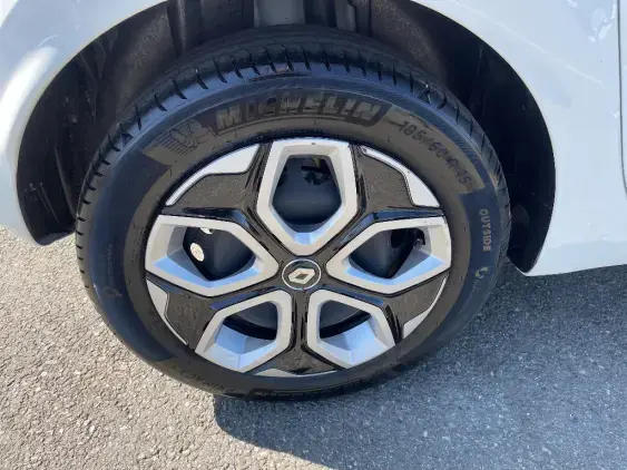 RENAULT TWINGO III - voiture d'occasion - Photo 25