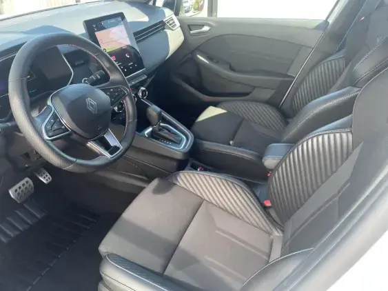 RENAULT CLIO V - voiture d'occasion - Photo 18