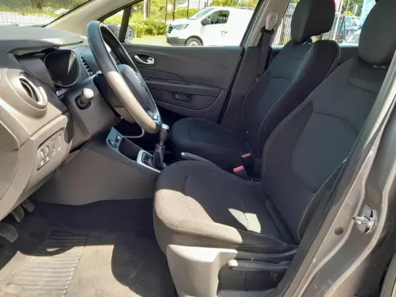 RENAULT CAPTUR - voiture d'occasion - Photo 16