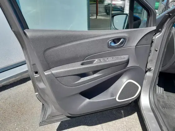 RENAULT CAPTUR - voiture d'occasion - Photo 17