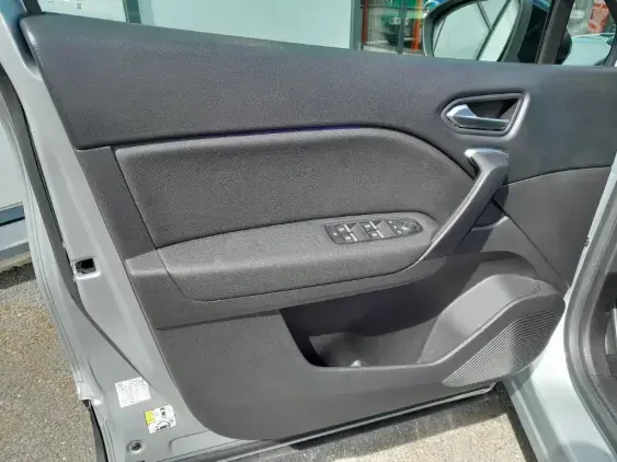 RENAULT CAPTUR II - voiture d'occasion - Photo 17