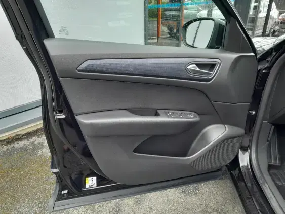 RENAULT ARKANA - voiture d'occasion - Photo 17