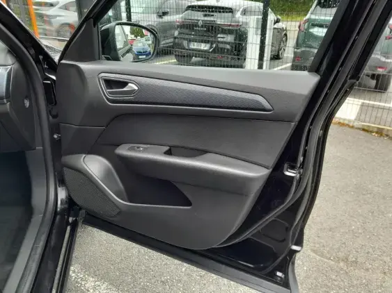 RENAULT ARKANA - voiture d'occasion - Photo 18