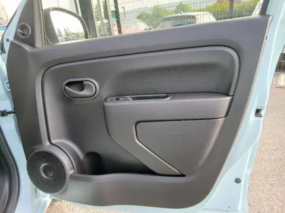 RENAULT TWINGO ELECTRIQUE III - voiture d'occasion - Photo 18