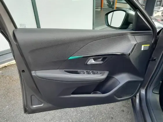 PEUGEOT 208 II - voiture d'occasion - Photo 17