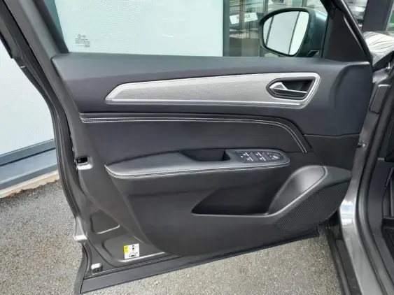 RENAULT ARKANA - voiture d'occasion - Photo 17