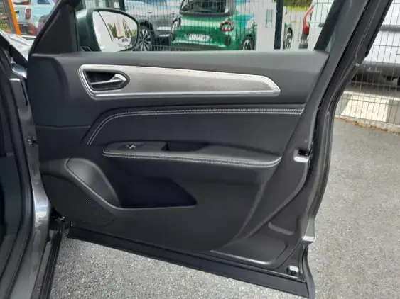 RENAULT ARKANA - voiture d'occasion - Photo 18