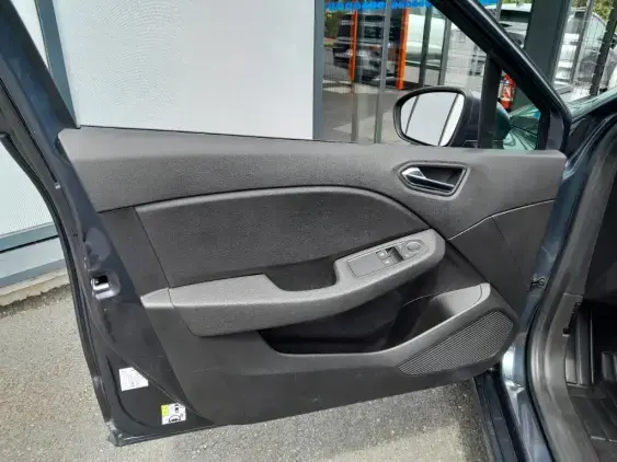 RENAULT CLIO V - voiture d'occasion - Photo 17