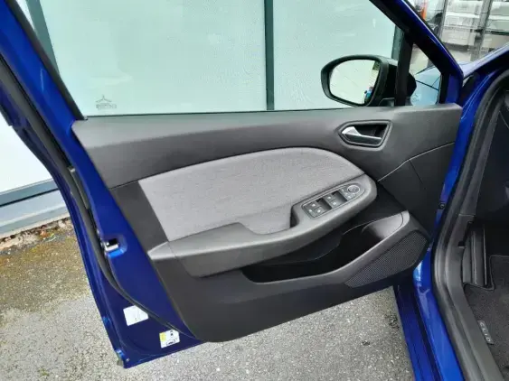 RENAULT CLIO V - voiture d'occasion - Photo 17