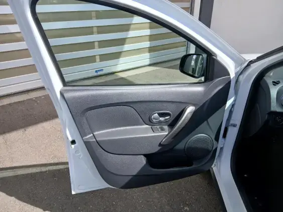 DACIA SANDERO II - voiture d'occasion - Photo 18