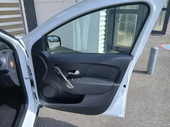 DACIA SANDERO II - voiture d'occasion - Photo 19