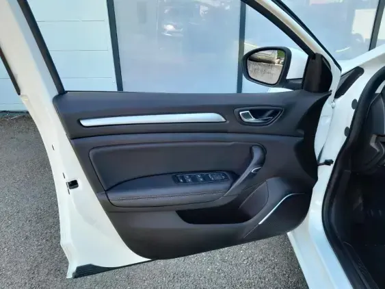 RENAULT MEGANE IV - voiture d'occasion - Photo 17