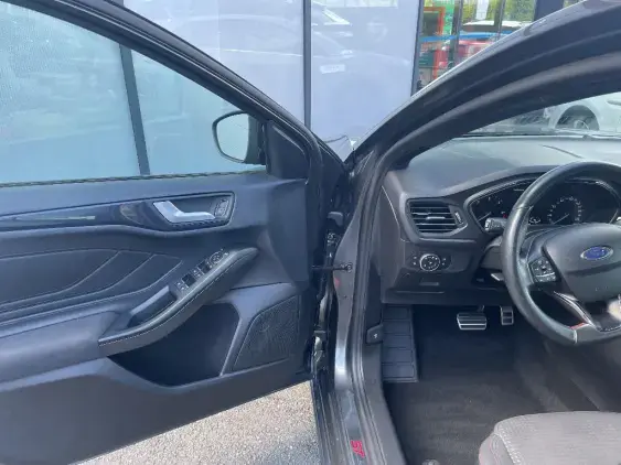 FORD FOCUS IV - voiture d'occasion - Photo 19