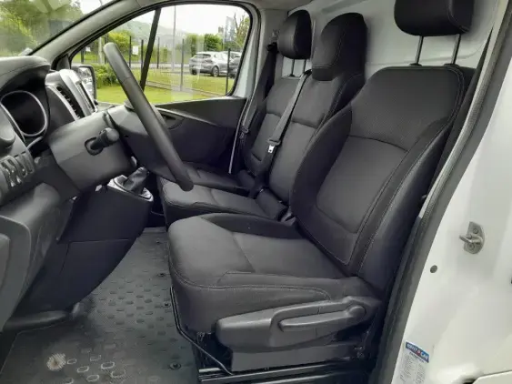 RENAULT TRAFIC FG III - voiture d'occasion - Photo 16