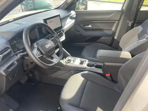 DACIA DUSTER III - voiture d'occasion - Photo 18