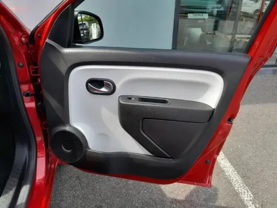 RENAULT TWINGO ELECTRIQUE III - voiture d'occasion - Photo 18