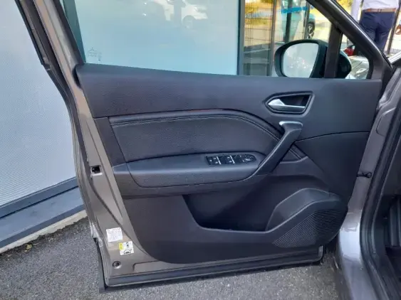 RENAULT CAPTUR II - voiture d'occasion - Photo 17