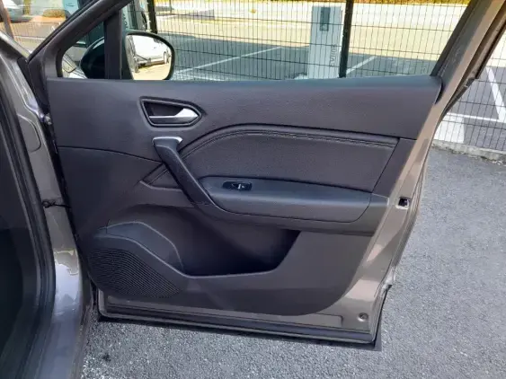RENAULT CAPTUR II - voiture d'occasion - Photo 18
