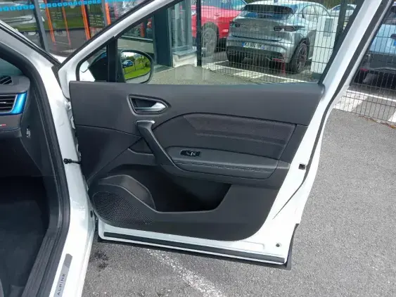 RENAULT CAPTUR II - voiture d'occasion - Photo 19