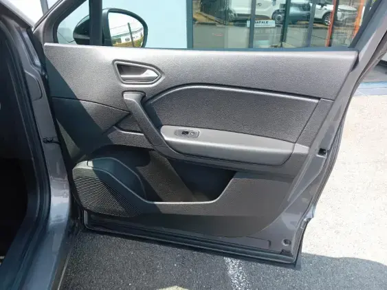 RENAULT CAPTUR II - voiture d'occasion - Photo 19