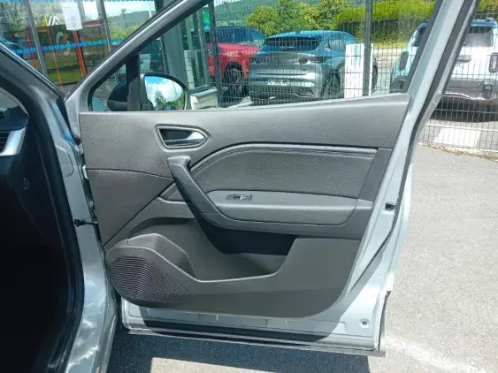 RENAULT CAPTUR II - voiture d'occasion - Photo 19