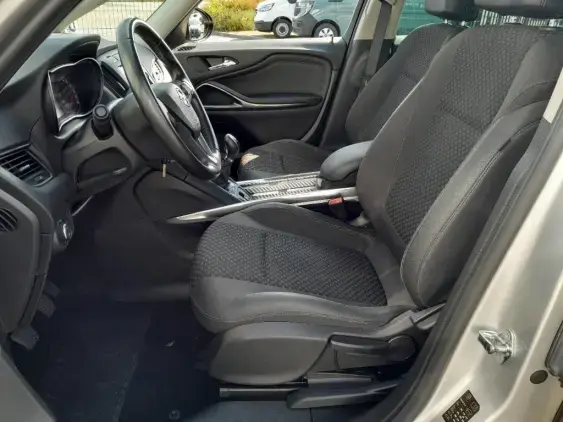 OPEL ZAFIRA C - voiture d'occasion - Photo 16