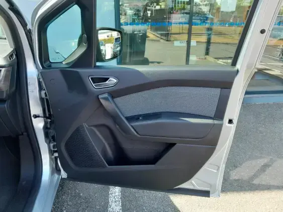 RENAULT KANGOO III - voiture d'occasion - Photo 18