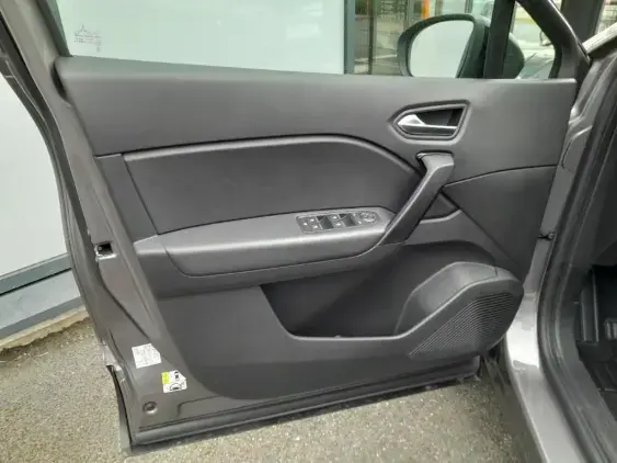 RENAULT CAPTUR II - voiture d'occasion - Photo 17