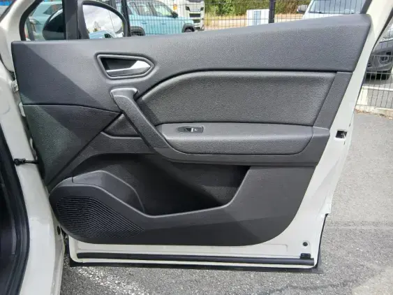 RENAULT CAPTUR II - voiture d'occasion - Photo 18