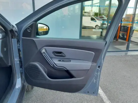 DACIA DUSTER II - voiture d'occasion - Photo 18