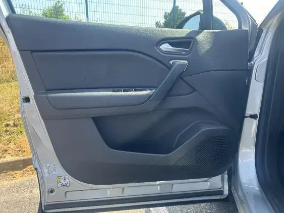 RENAULT CAPTUR II - voiture d'occasion - Photo 19