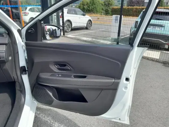 DACIA SANDERO III - voiture d'occasion - Photo 18