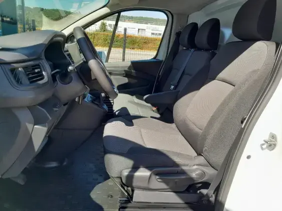RENAULT TRAFIC FG III - voiture d'occasion - Photo 16