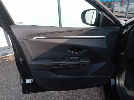 RENAULT MEGANE V - voiture d'occasion - Photo 18