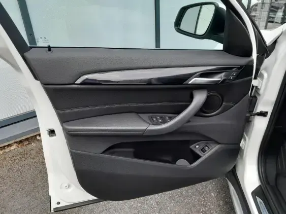 BMW X1 U11 - voiture d'occasion - Photo 17