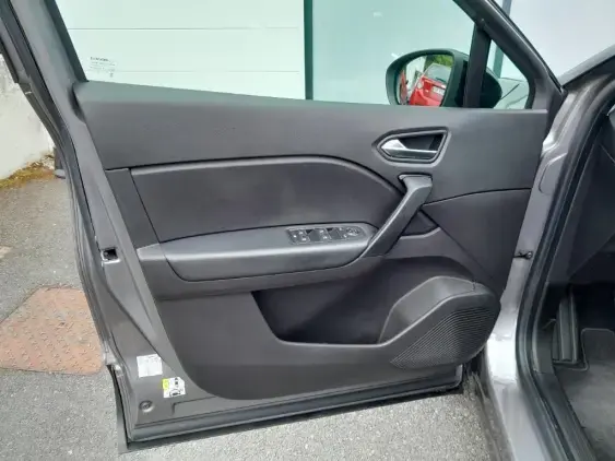 RENAULT CAPTUR II - voiture d'occasion - Photo 17