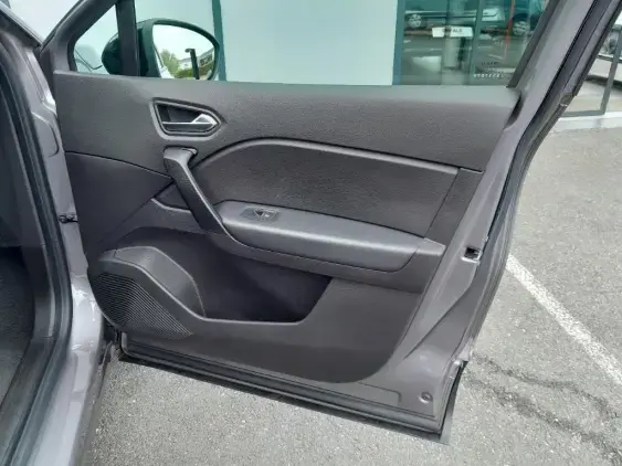 RENAULT CAPTUR II - voiture d'occasion - Photo 18